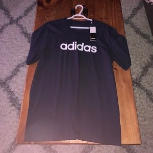 Adidas T-Shirt